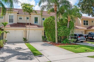 Building Photo - 8080 Briantea Dr