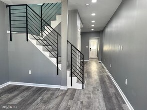 Building Photo - 764 Morton St NW