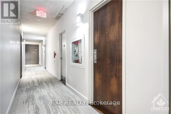 Building Photo - 383 Cumberland St