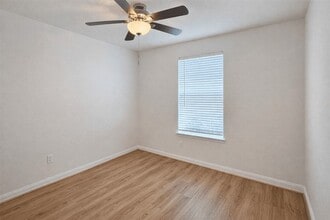 Building Photo - 2209 Nautica Terrace