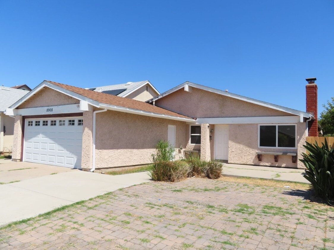 Primary Photo - Four bedroom house in Mira Mesa