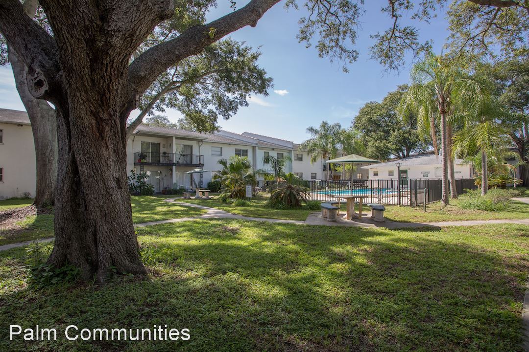 Foto principal - 5255 62nd St N