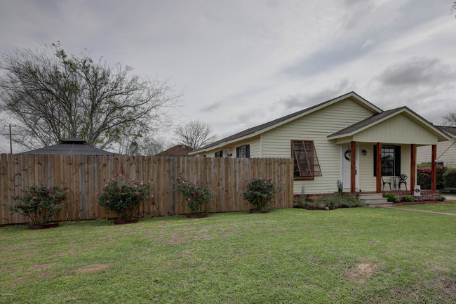 Building Photo - 101 Marietta Dr