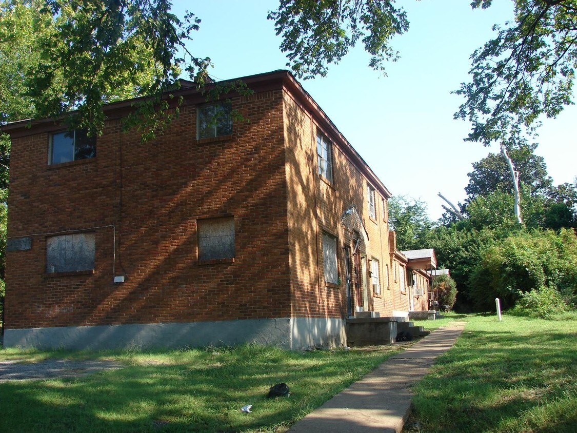 1734 Hunter Ave, Memphis, TN 38108 Apartments in Memphis, TN