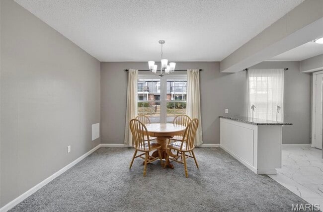 Foto del edificio - 1678 Blue Ridge Dr