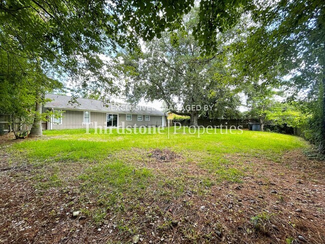 Foto del edificio - 139 Cherry Point Dr