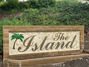 Building Photo - 1818 N Island Dr