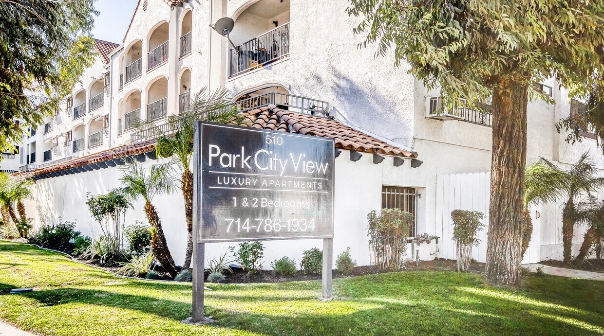 Park City View Apartments 510 N Mortimer St Santa Ana, CA