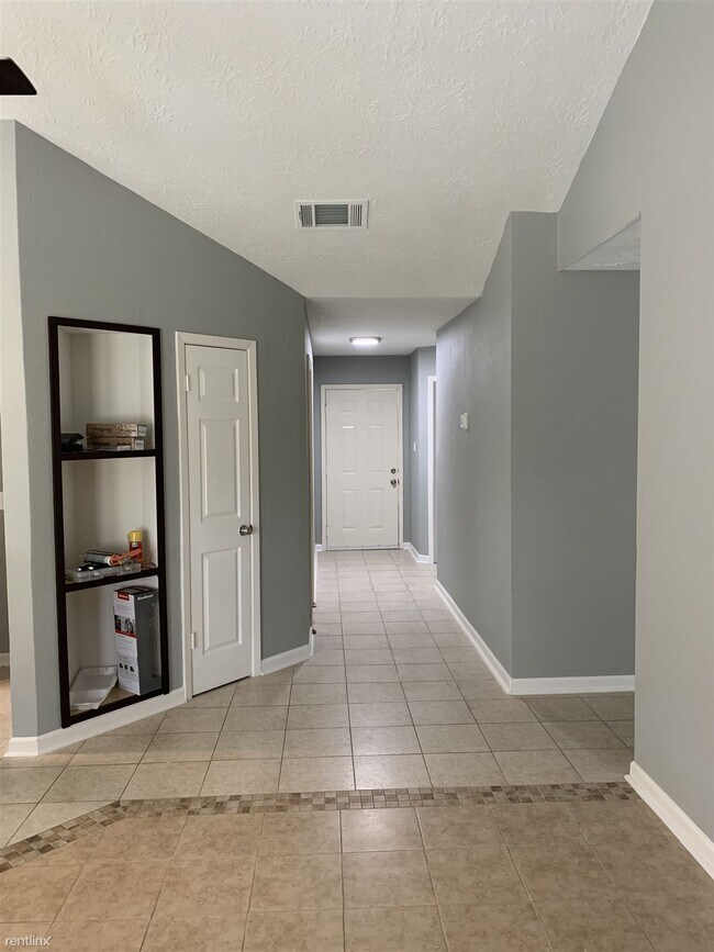 Building Photo - 4 br, 2 bath House - 12314 Kingslake Fores...