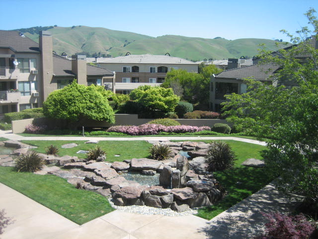 Building Photo - 39206 Guardino Dr