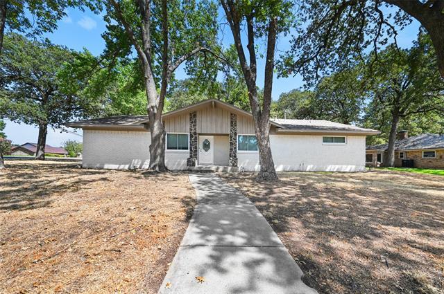 Foto del edificio - 2346 Robinhood Dr