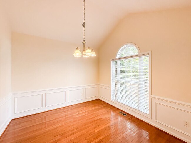 Foto del edificio - Classic 3 Bedroom Home In Knightdale!