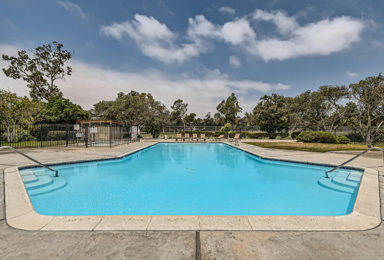 Primary Photo - Live the Bonita Lifestyle – Views, Trails ...