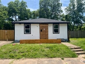 Building Photo - 2307 Marble Ave