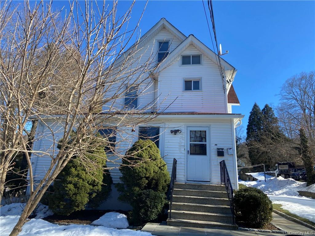 Primary Photo - 424 N Bedford Rd