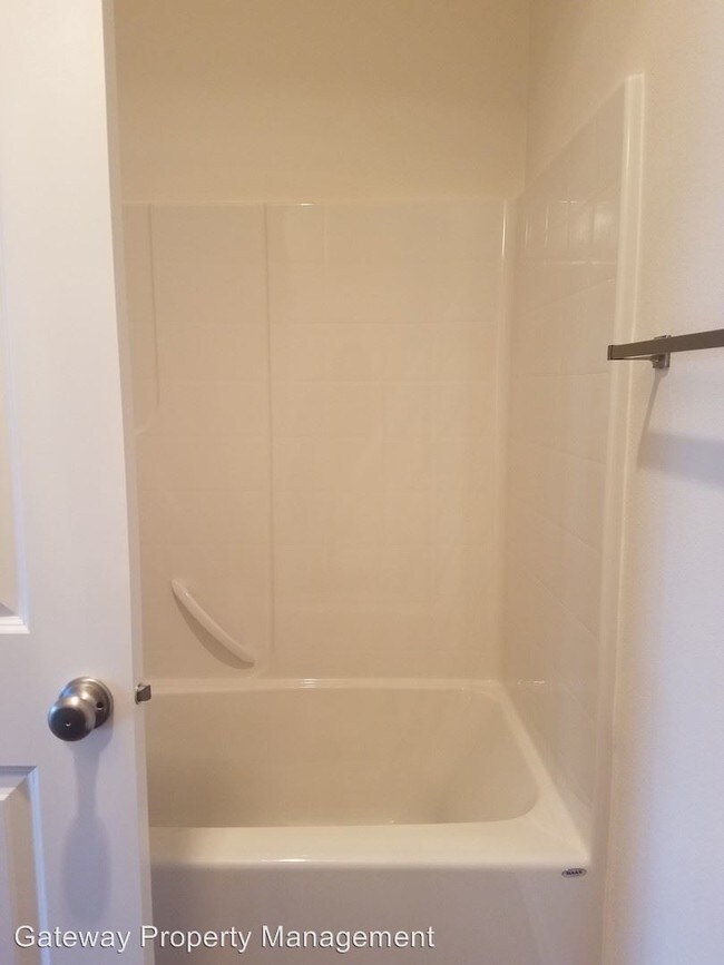 Foto del edificio - 2 br, 2 bath House - 743 WYOMING AVE