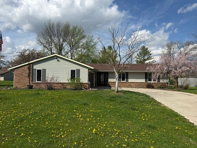 Building Photo - 13717 E Ridgeview Ct