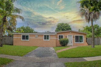 Building Photo - 1308 NW 58th Terrace
