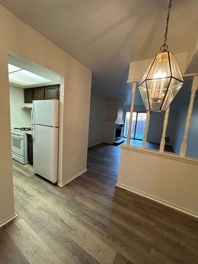 Building Photo - Lovely 1 BR / 1 BA Apartment in Mt. Joy Area!
