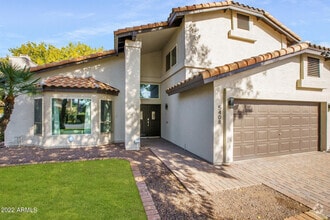 Building Photo - 5408 E Kelton Ln
