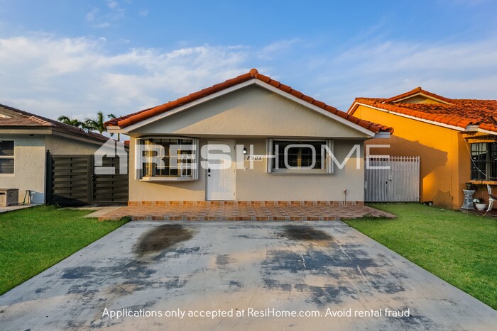 Foto principal - HOME FOR RENT!!