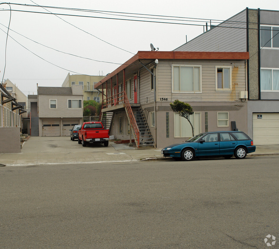 Primary Photo - Outer Sunset Apartments