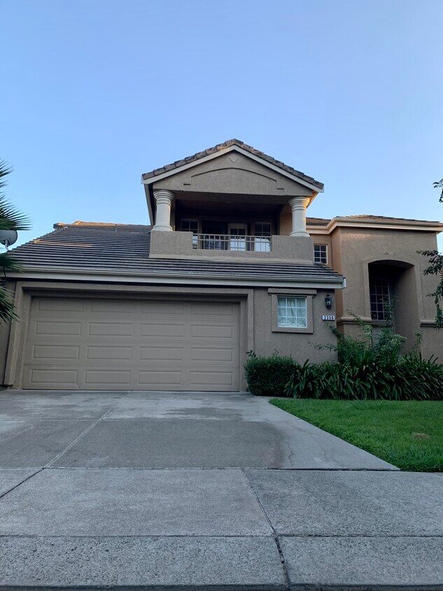 Primary Photo - 3356 Willowbrook Cir