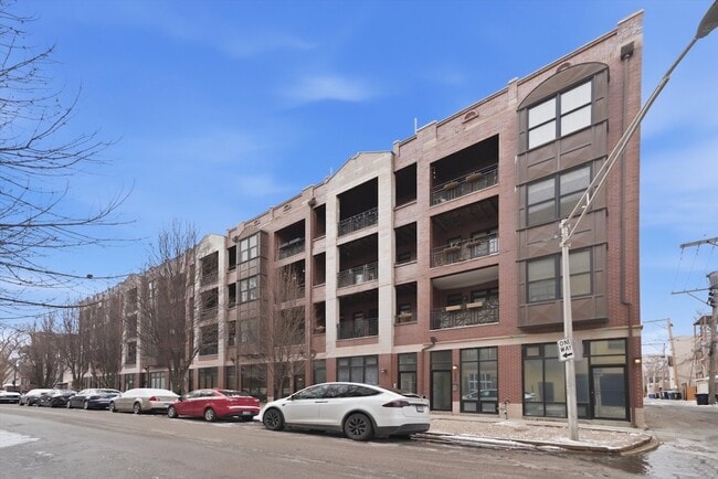 Building Photo - 2114 W Rice St