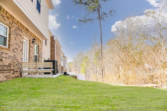 Building Photo - 10154 Benton Woods Dr