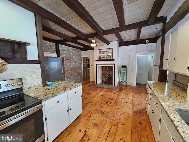 Foto del edificio - 2054 Swamp Pike