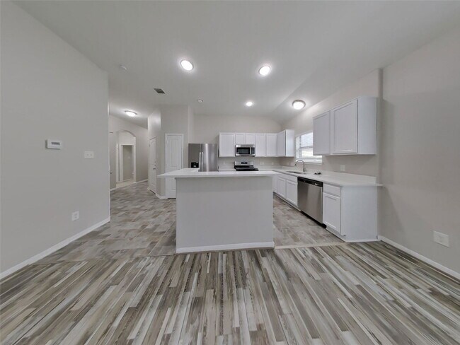 Foto del edificio - 21451 Sullivan Forest Dr