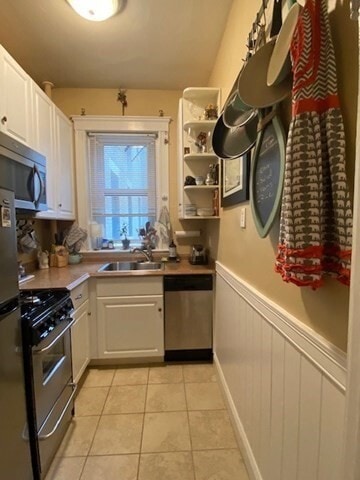 Foto del edificio - 1572 Commonwealth Ave