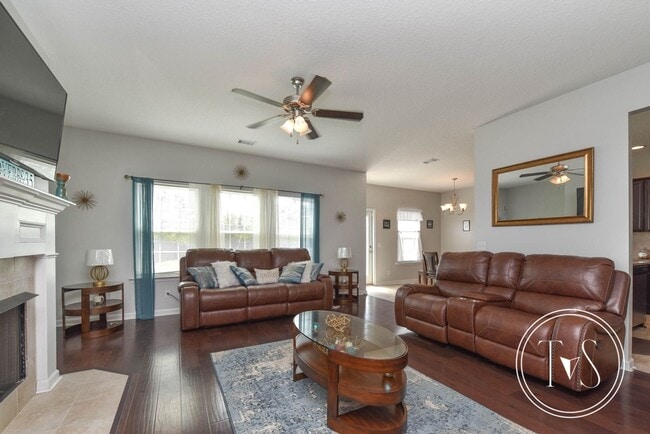 Foto del edificio - 1095 Marne Blvd