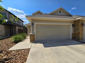 Building Photo - 727 Gristmill Dr