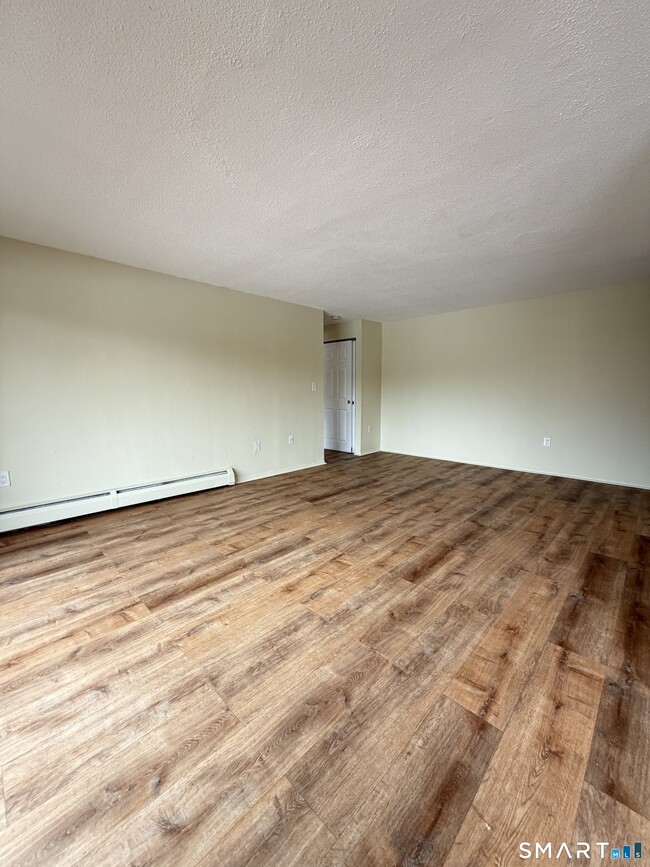 Building Photo - 45 Jefferson Rd