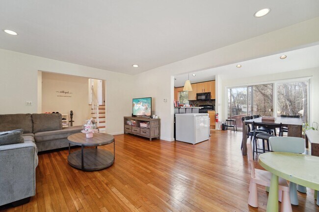Foto del edificio - 324 Brook St