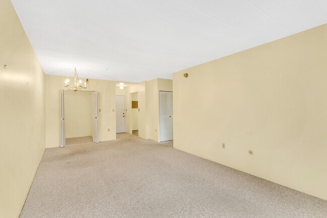 Foto del edificio - 5715 Beacon St