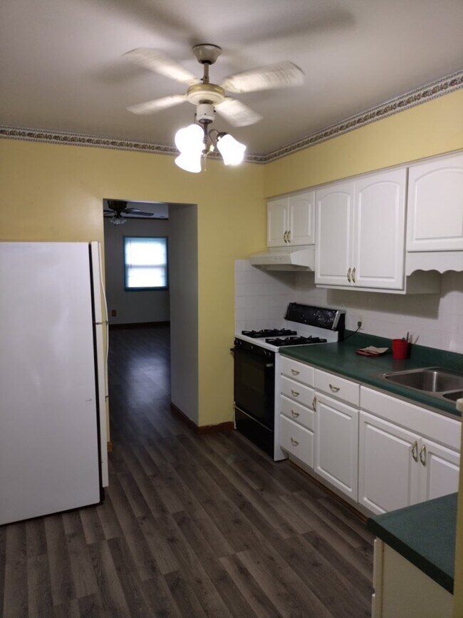 1429 Casa Blanca Ln, Ottumwa, IA 52501 House Rental in Ottumwa, IA