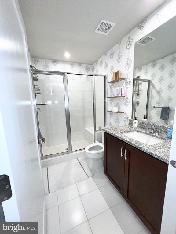 Foto del edificio - 1751 McKenna Point Dr