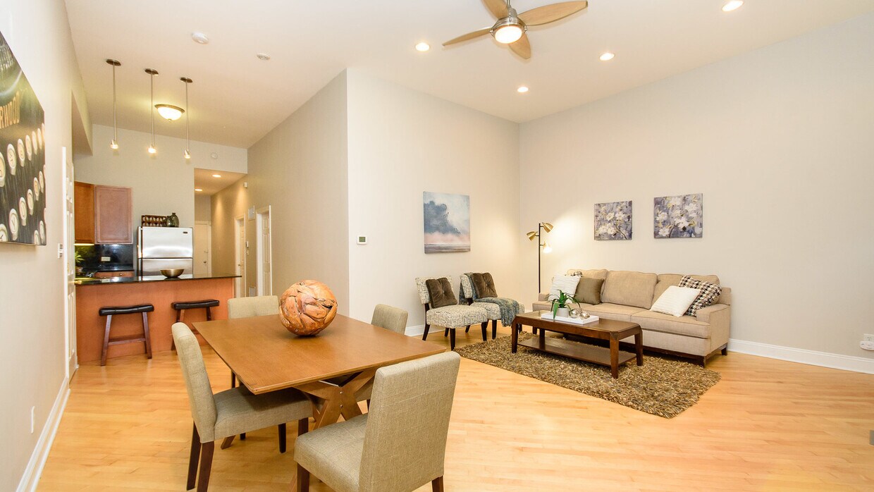Foto principal - 3357 N Clifton Ave