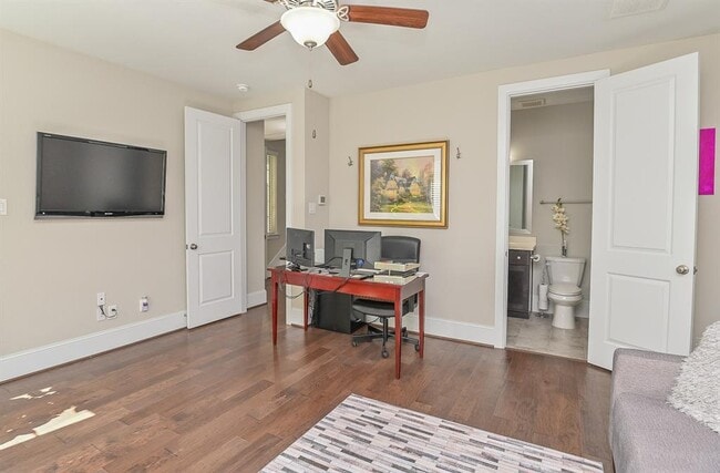 Foto del edificio - 11023 Acorn Falls Dr
