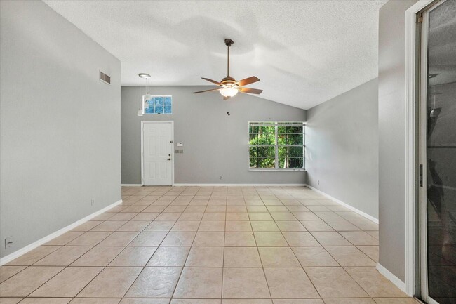 Foto del edificio - White Coral Drive, Wellington, FL 33414 - ...