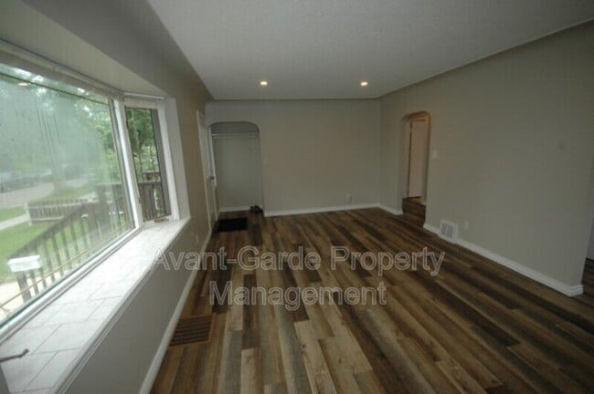 Building Photo - 8529-8583 83 Ave NW