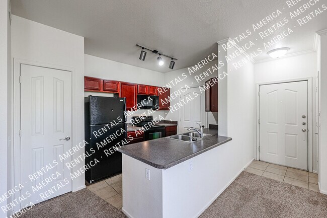 Building Photo - 16013 S Desert Foothills Pkwy