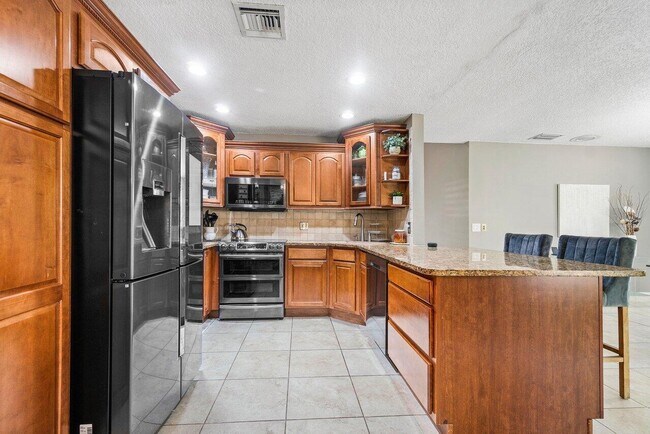 Foto del edificio - 13612 Firewood Ct