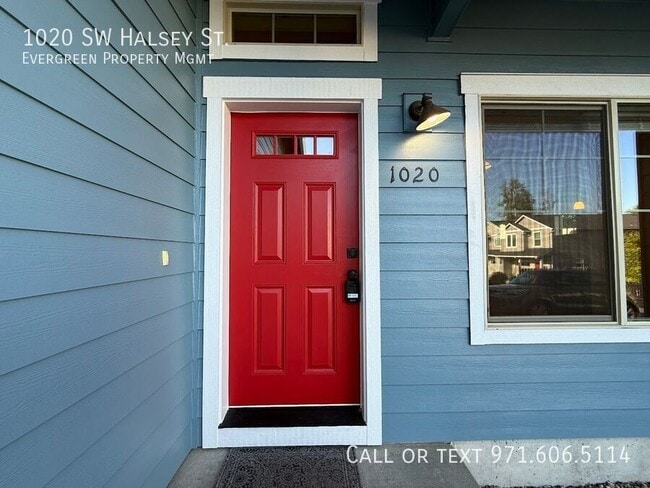 Building Photo - 1020 SW Halsey St
