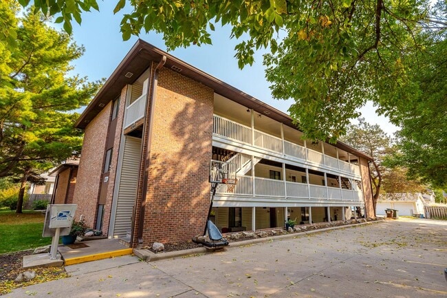 Building Photo - 4501 Madison Ave