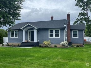Building Photo - 22 6th Ave