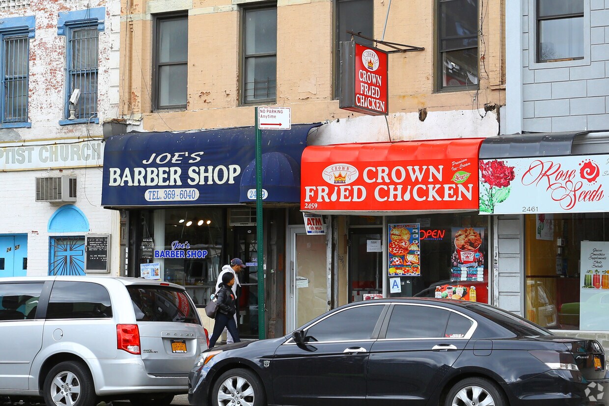 Foto del edificio - 2459 Frederick Douglass Blvd