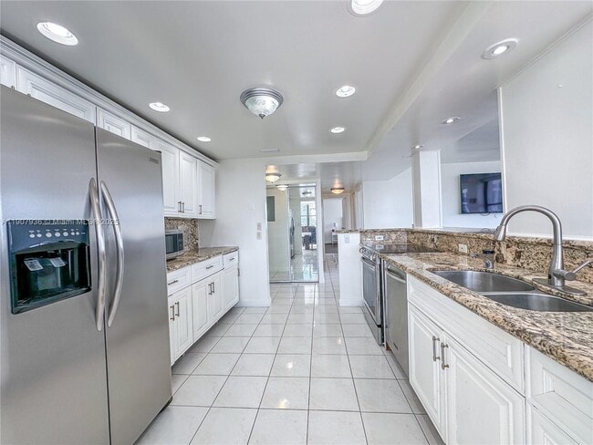 Foto del edificio - 800 Parkview Dr